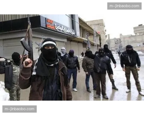 库拉索防守纪律:面对德国强大进攻的应对策略与人员安排 库拉索防守纪律:面对德国强大进攻的应对策略与人员安排